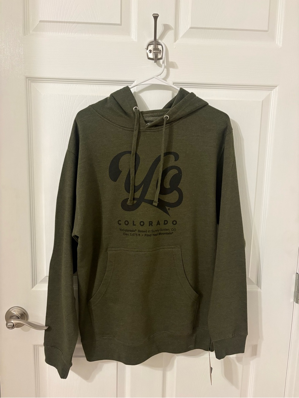 YoColorado Olive/Dark Green Hooded Pullover Sweatshirt